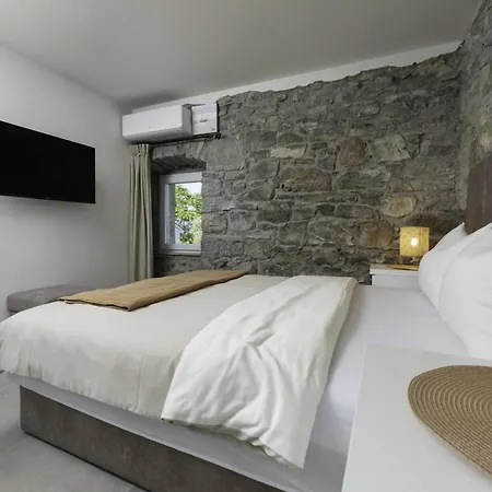 Isabela Вилла Lakmartin