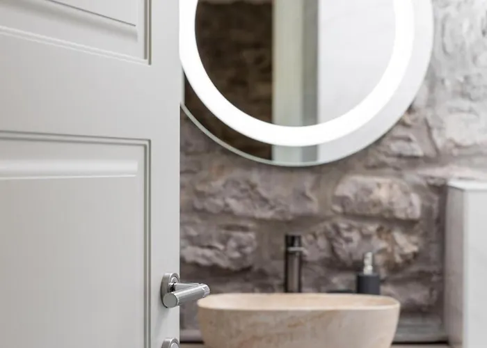 Isabela Vila Lakmartin