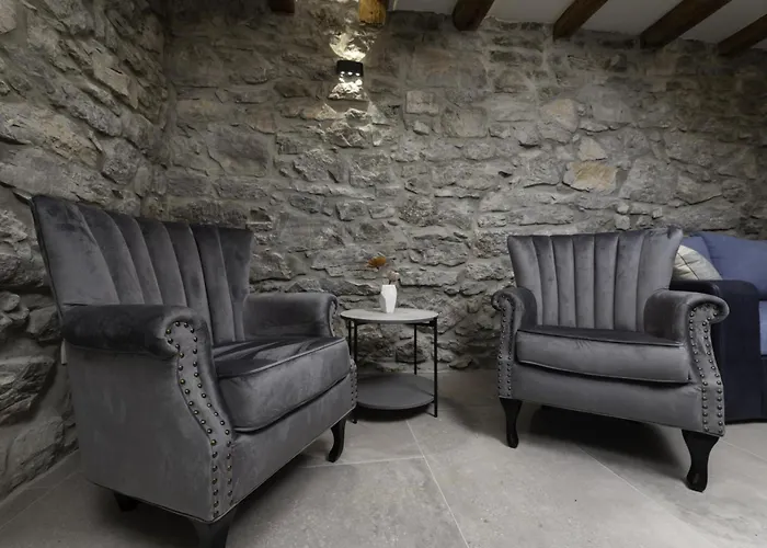 Vila Isabela Lakmartin